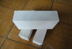 Why choice sunrise Zirconium mullite insulation brick?